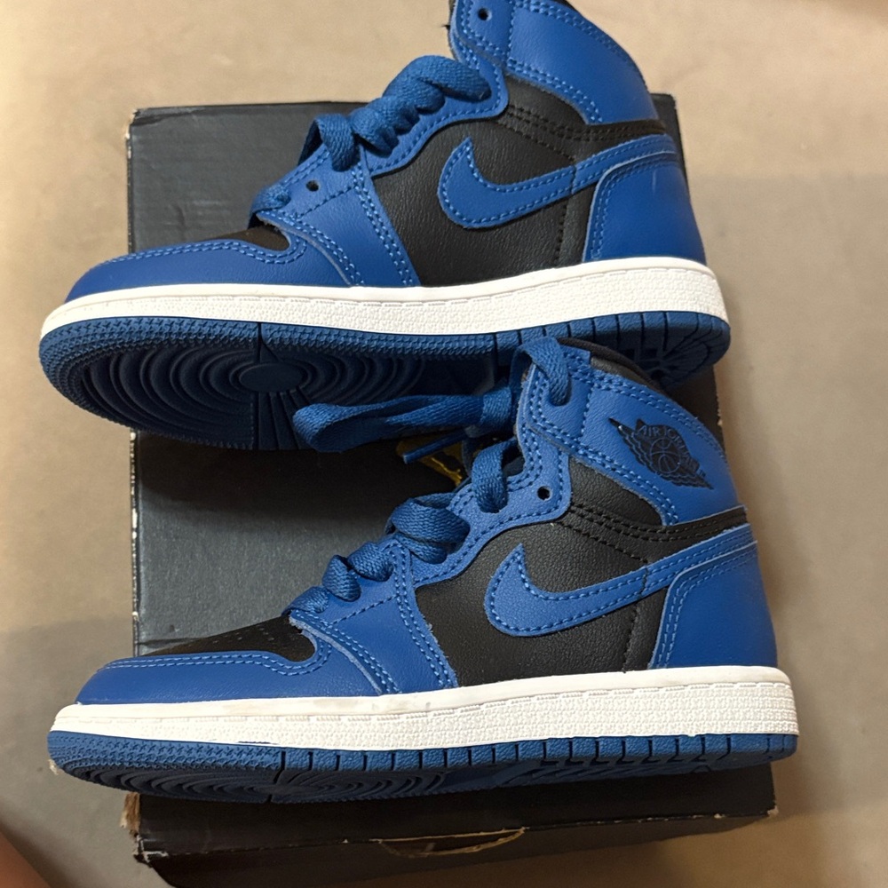 Jordan Kids Shoes in Blue and Black